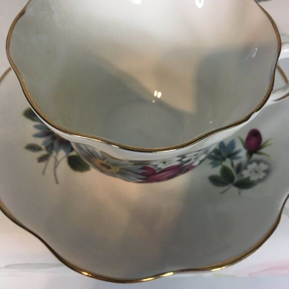 So Pretty Vintage Lefton Purple Rose Bone China Floral Teacup Set Cottage Shabby - Picture 2 of 10